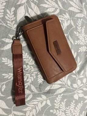Wrangler Tan/Brown Leather Wristlet Wallet with Branded Strap